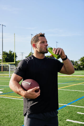 Secretos de Nick Bosa para hacer ejercicio y hacer jugos